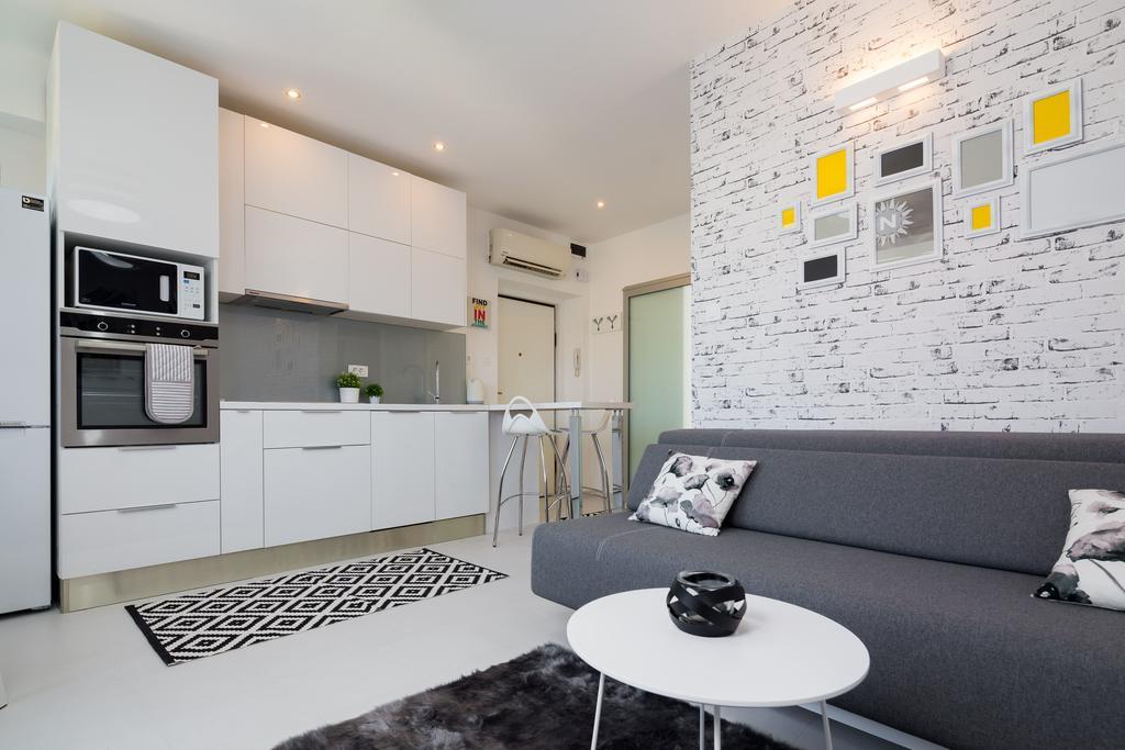 Old City Luxury Apartment Iris Split Exterior photo